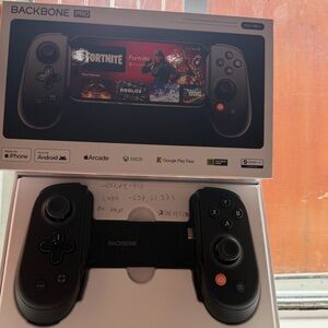 Pro Black Mobile Gaming Controller